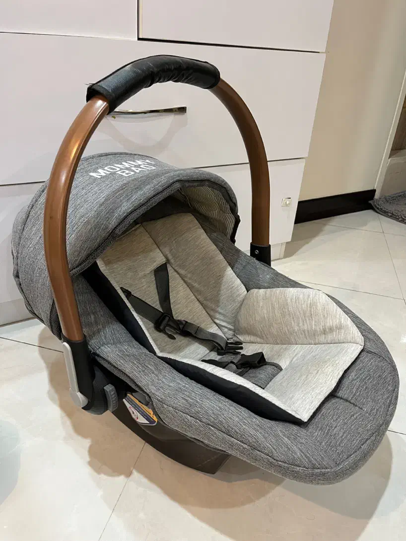 کریر|کالسکه و لوازم جانبی|تهران, باغ خزانه|دیوار