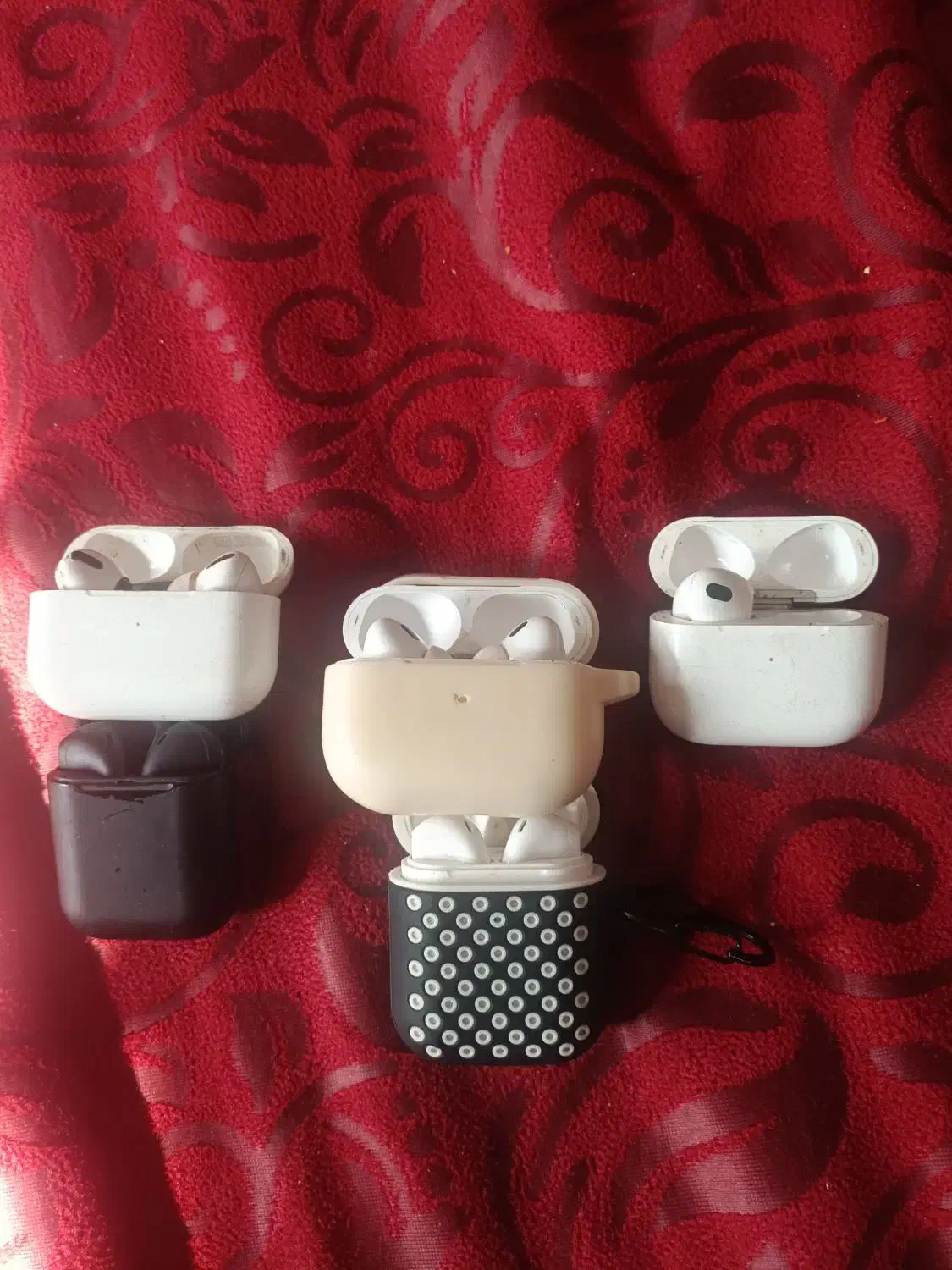 تعدادی ایرپاد خراب (توضیحات)|لوازم جانبی موبایل و تبلت|شیراز, شهرک ولیعصر|دیوار