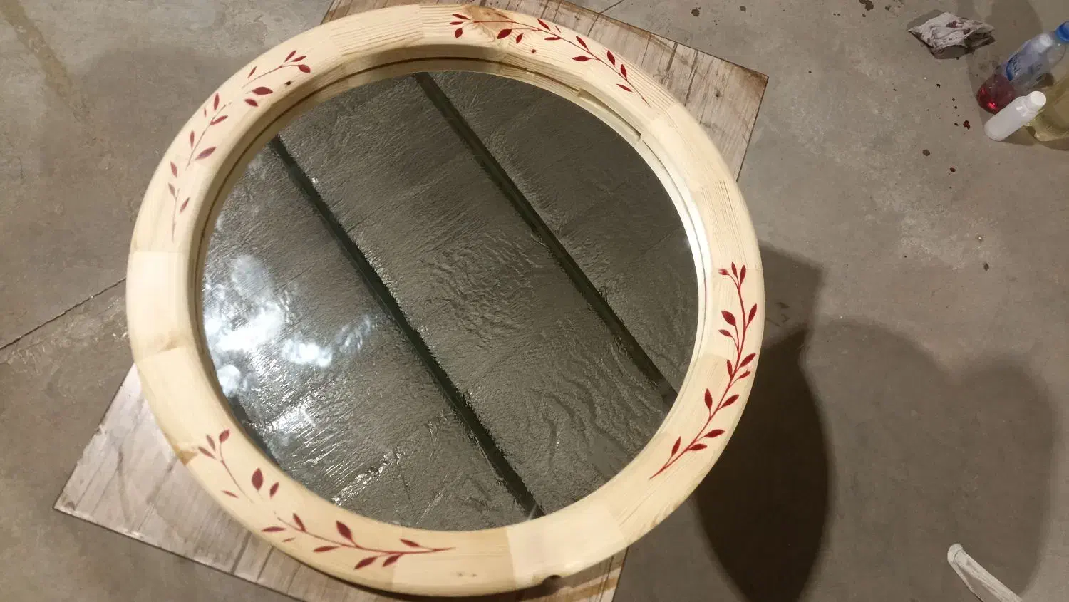 تولید انواع قاب آینه گرد، قاب عکس و شلف دیواری|آینه|هشتگرد, هشتگرد قدیم|دیوار