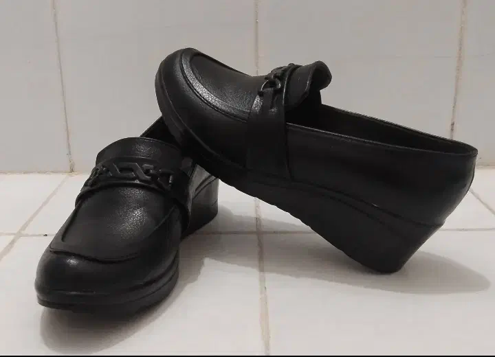 فروش کفش - سایز ۳۷ و ۳۶|کیف، کفش، کمربند|سبزوار, بیهق شرقی|دیوار