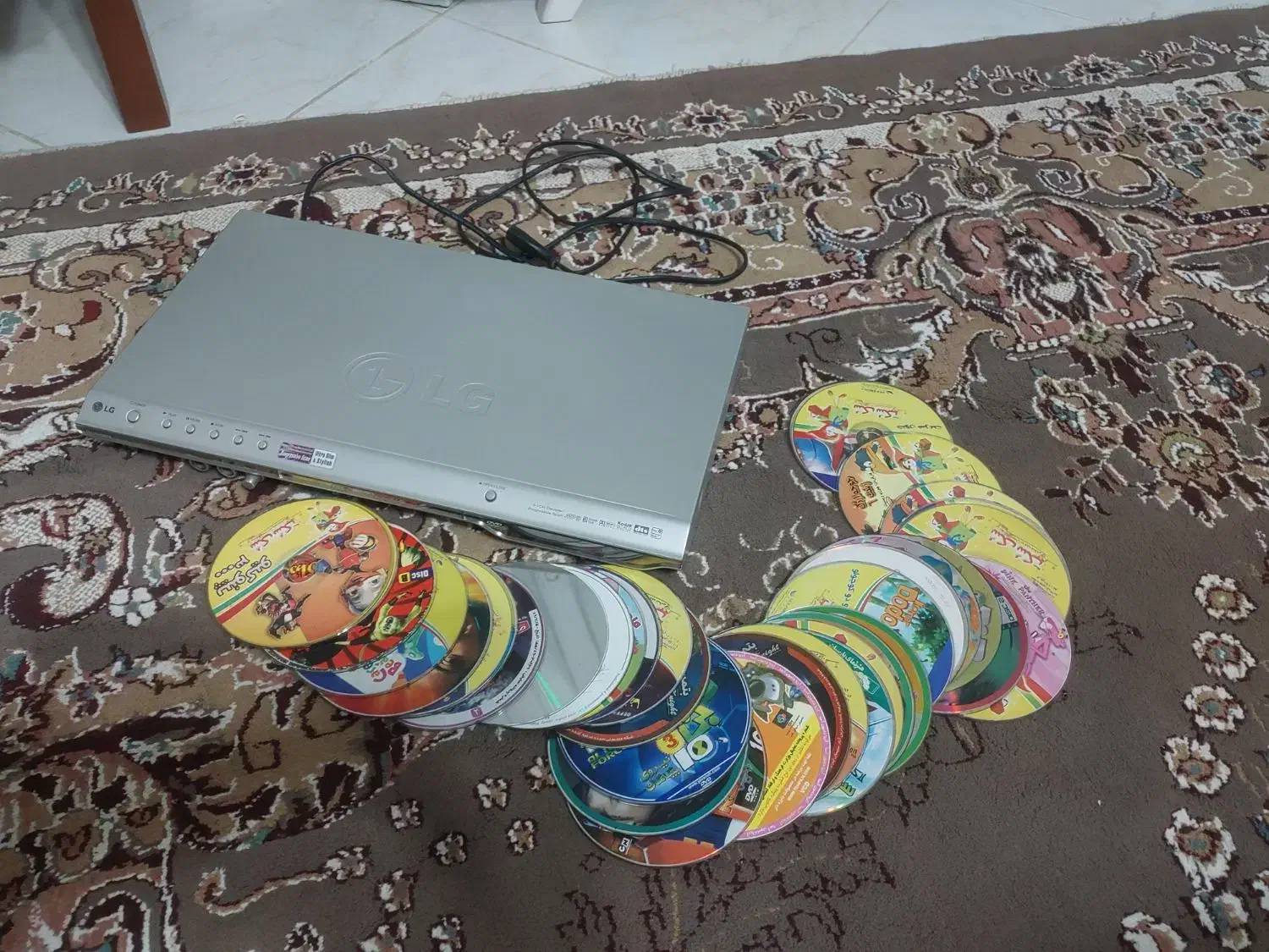 دستگاه DVDو CD|پخش‌کننده DVD و ویدیو|رشت, ولکس|دیوار