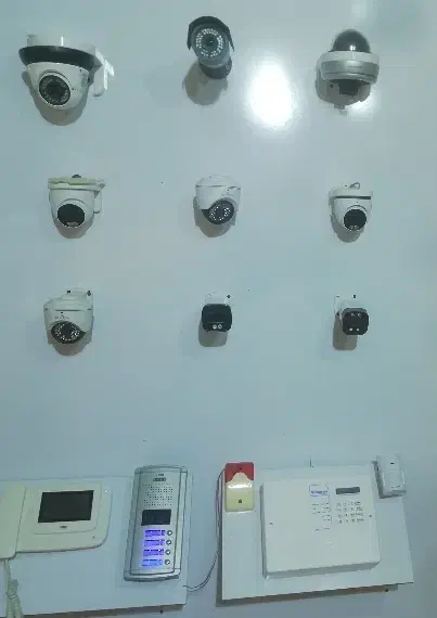 دوربین مداربسته|دوربین مداربسته|شاهینشهر, فردوسی|دیوار