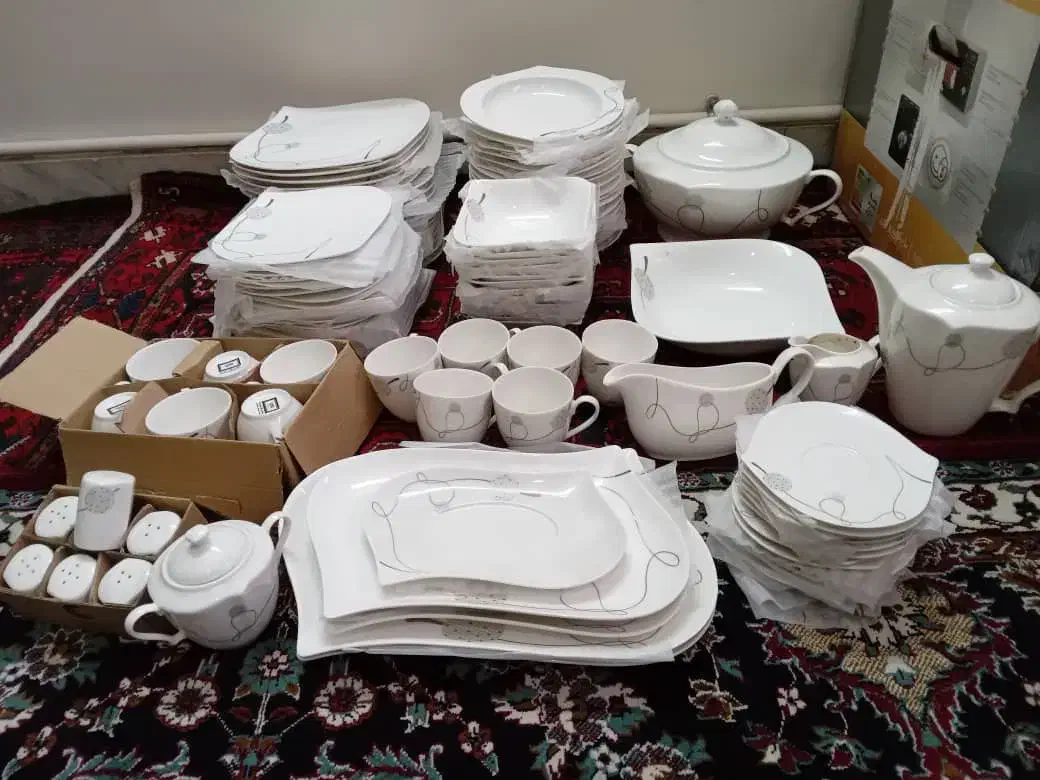 سرویس چینی کامل|ظروف سرو و پذیرایی|ابهر, |دیوار