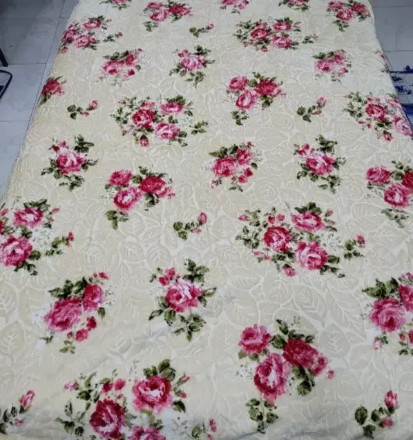 پتو دونفره آتیس|رختخواب، بالش، پتو|اسفراین, |دیوار