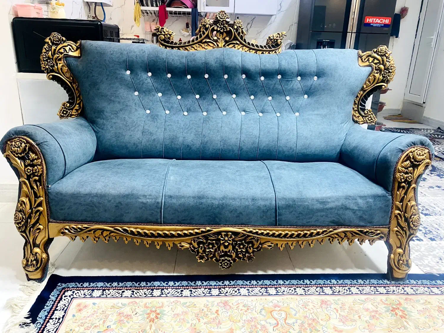 مبل سلطنتی و بوفه|مبلمان خانگی و میز عسلی|دوگنبدان, |دیوار