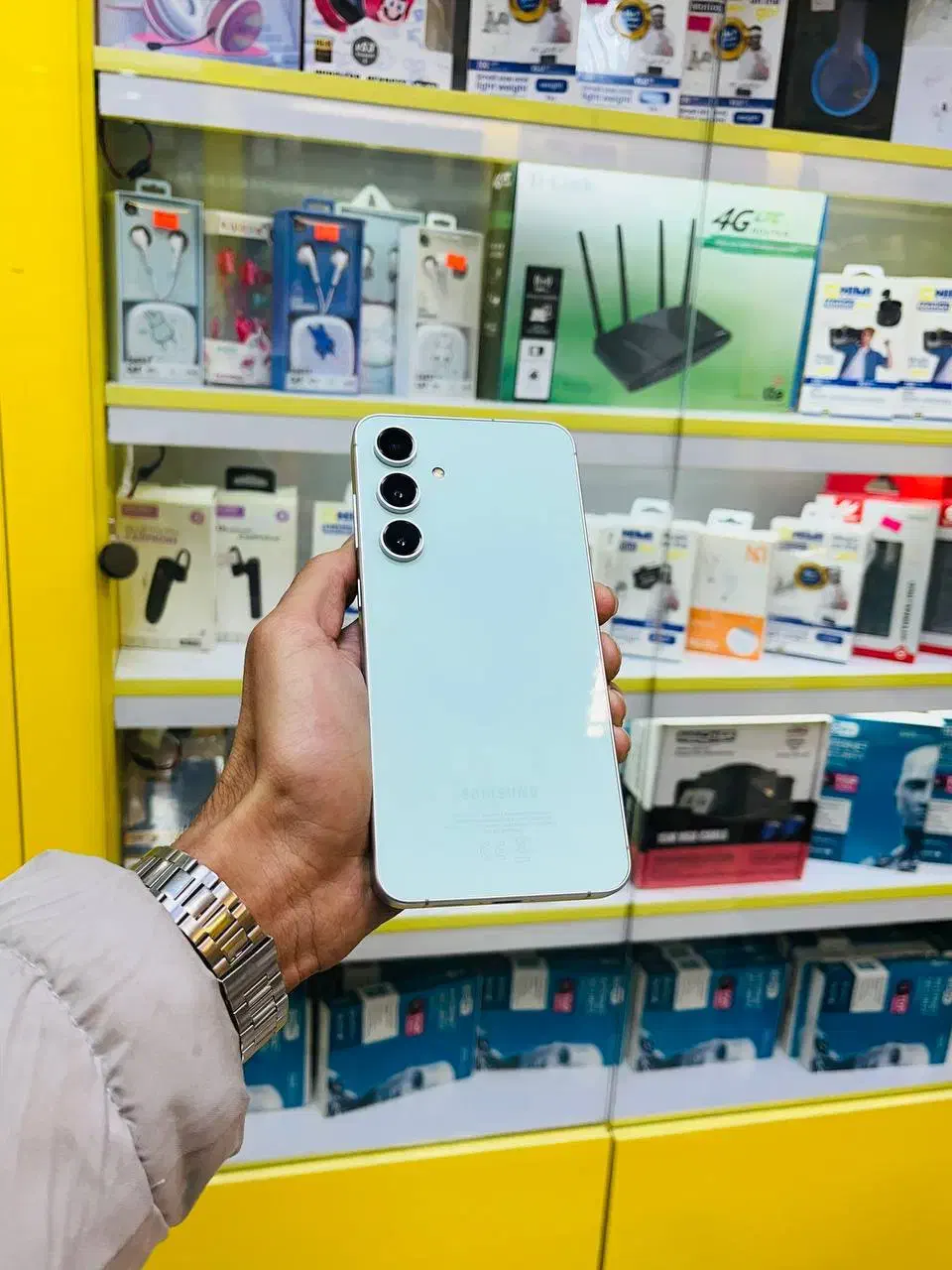 سامسونگ Galaxy S24 FE با حافظه 256 گیگابایت|موبایل|مشهد, رضاشهر|دیوار