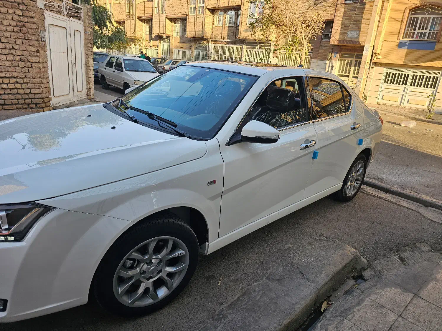 دنا پلاس اتومات آپشنال ۴۰۴ برج ۷|خودرو سواری و وانت|خنجین, |دیوار