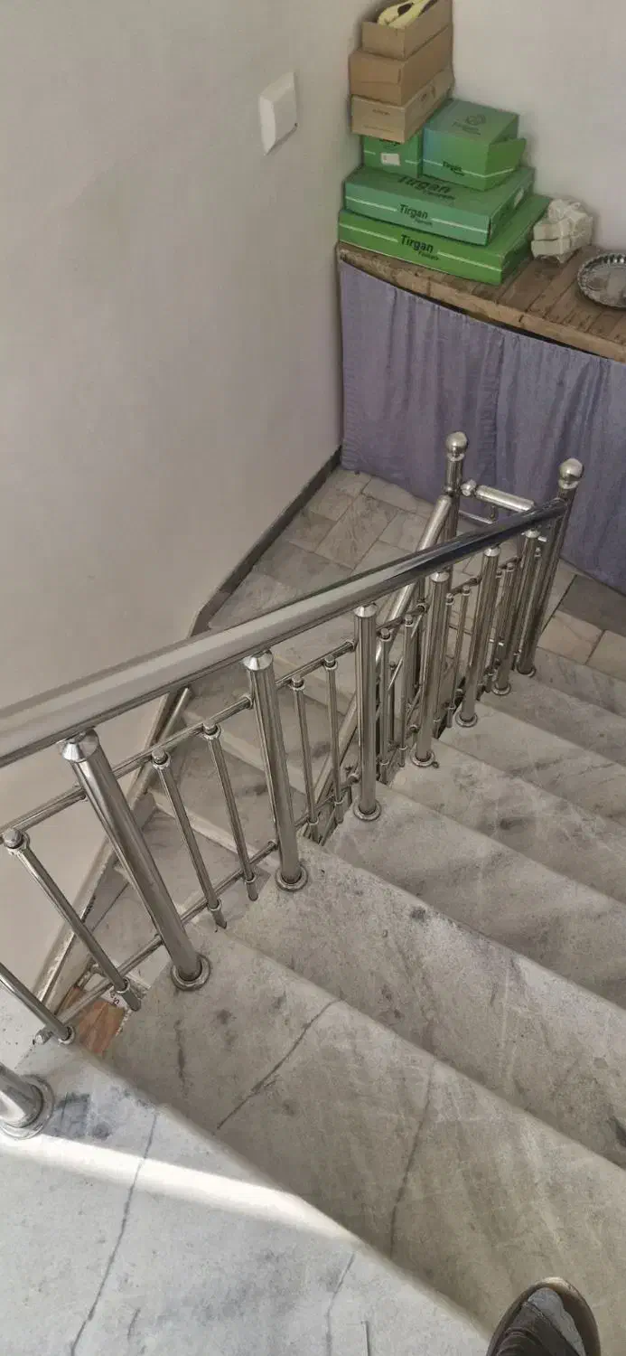 نصب نرده استیل و حفاظ با ۱۰ سال ضمانت|خدمات پیشه و مهارت|لالجین, |دیوار