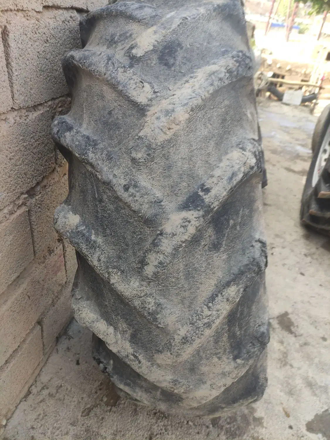 لاستیک تراکتور|قطعات یدکی و لوازم جانبی|کوهدشت, |دیوار