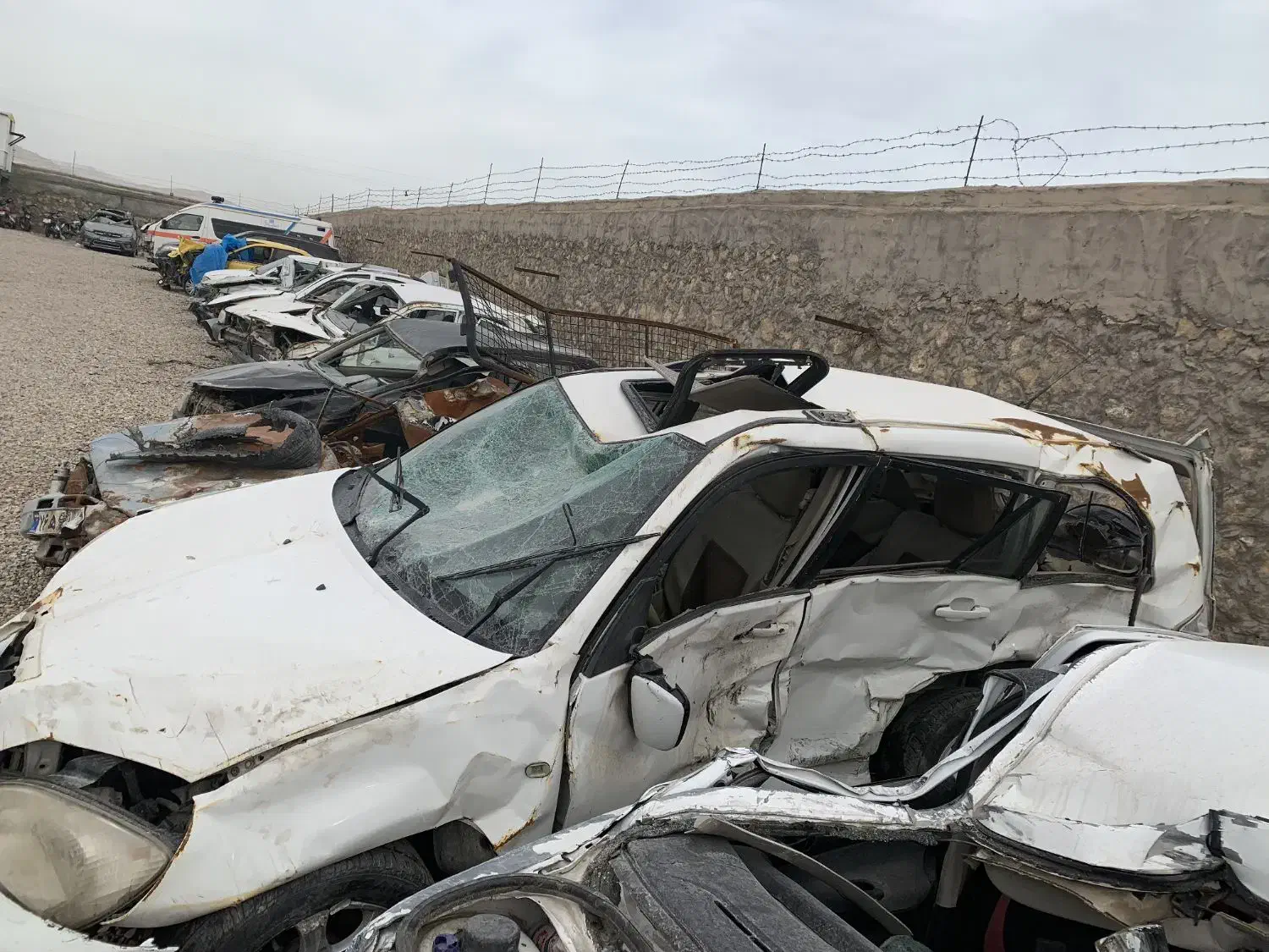 mvm x33 تصادفی|خودرو سواری و وانت|هفدر, |دیوار