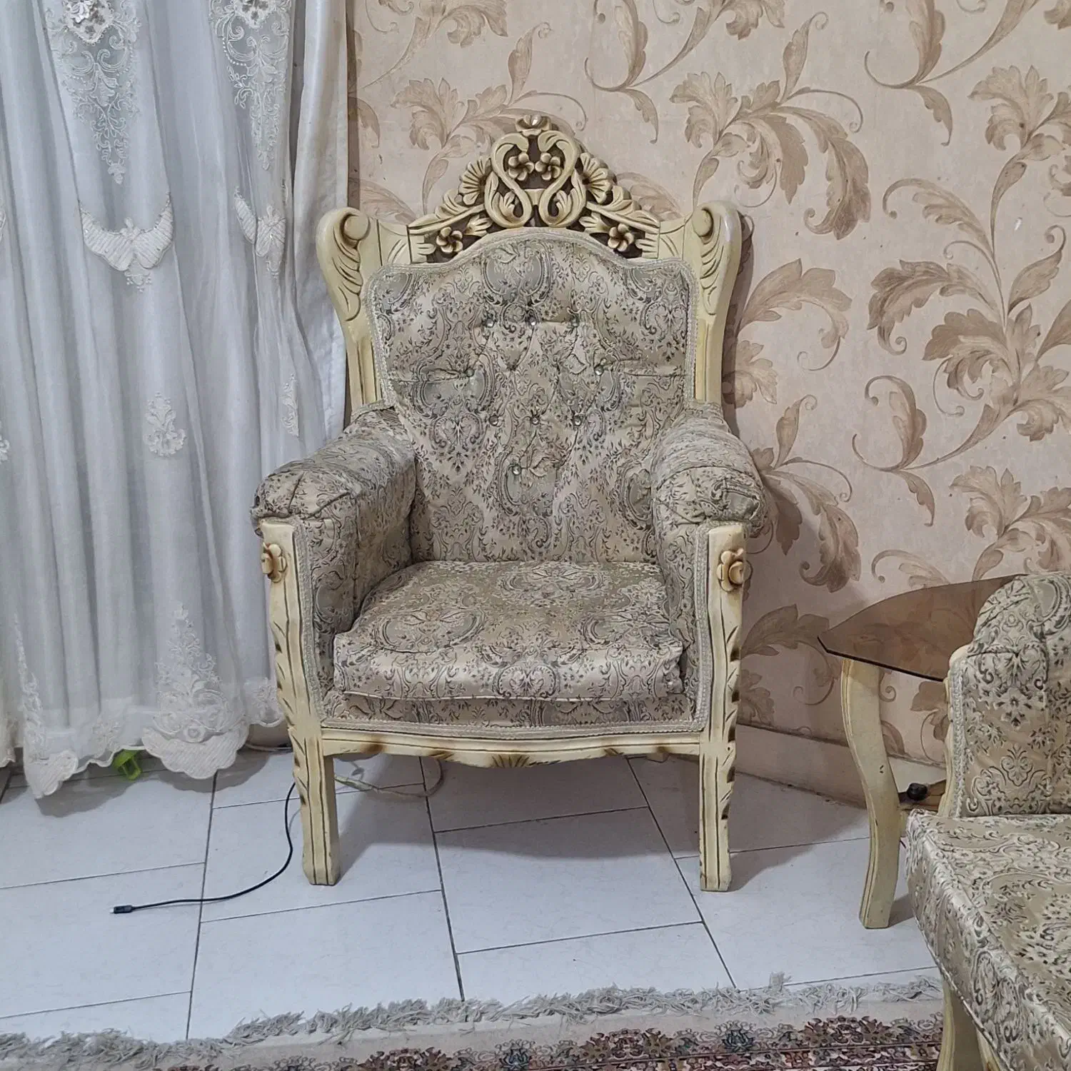 مبلمان سلطنتی تمام چوب راش گرجستان پارچه ترک بقیمت|مبلمان خانگی و میز عسلی|گرگان, |دیوار