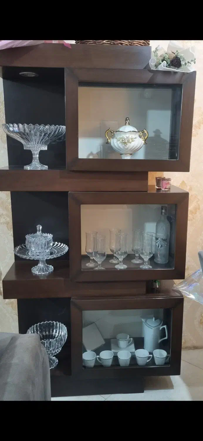 بوفه و ویترین|بوفه، ویترین، کنسول|مشهد, امیریه|دیوار