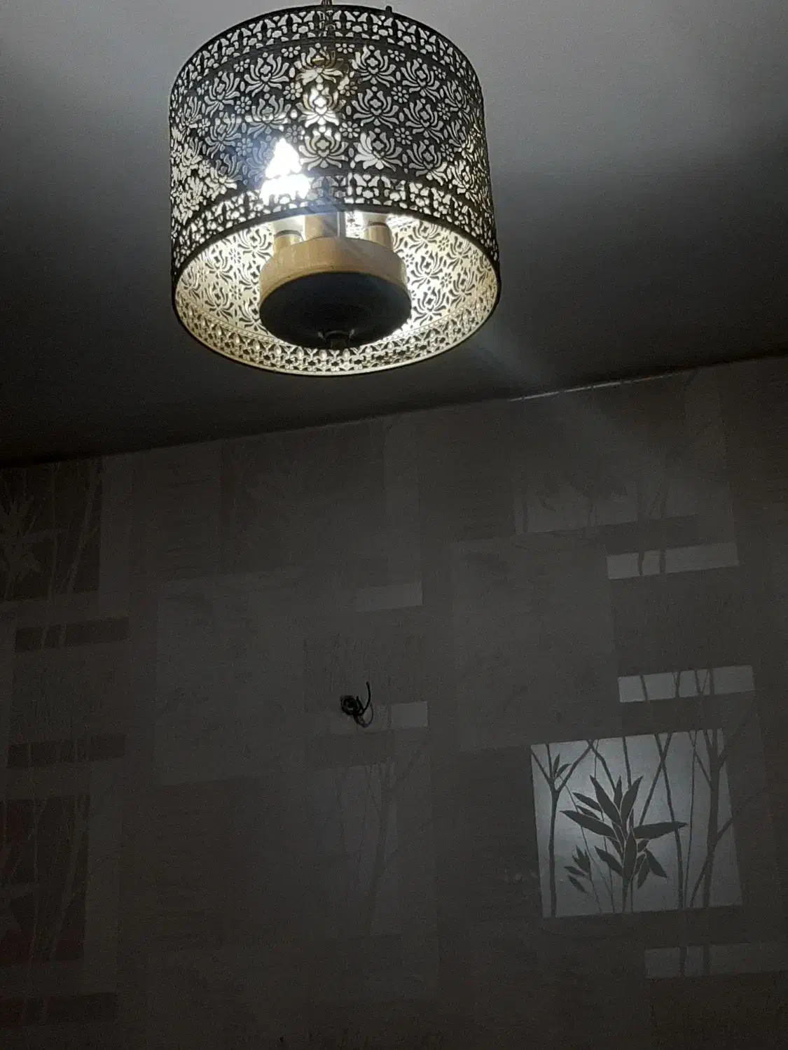 لوستر|لوستر و چراغ آویز|پاکدشت, پاکدشت (مامازند)|دیوار