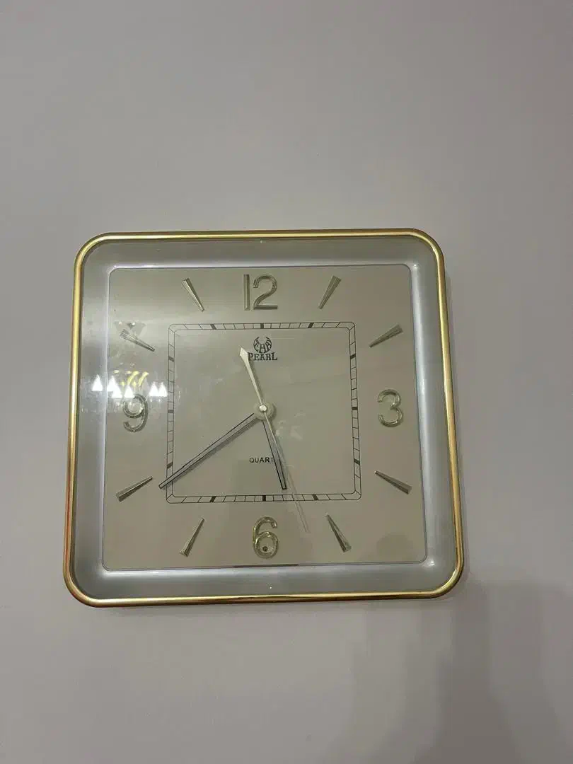 ساعت دیواری|ساعت دیواری و تزئینی|شیراز, شیخ روزبهان|دیوار