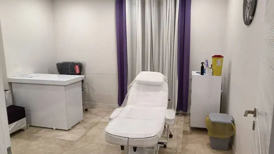 اجاره اتاق|اجارهٔ دفتر کار، اتاق اداری، مطب|اصفهان, سرچشمه|دیوار