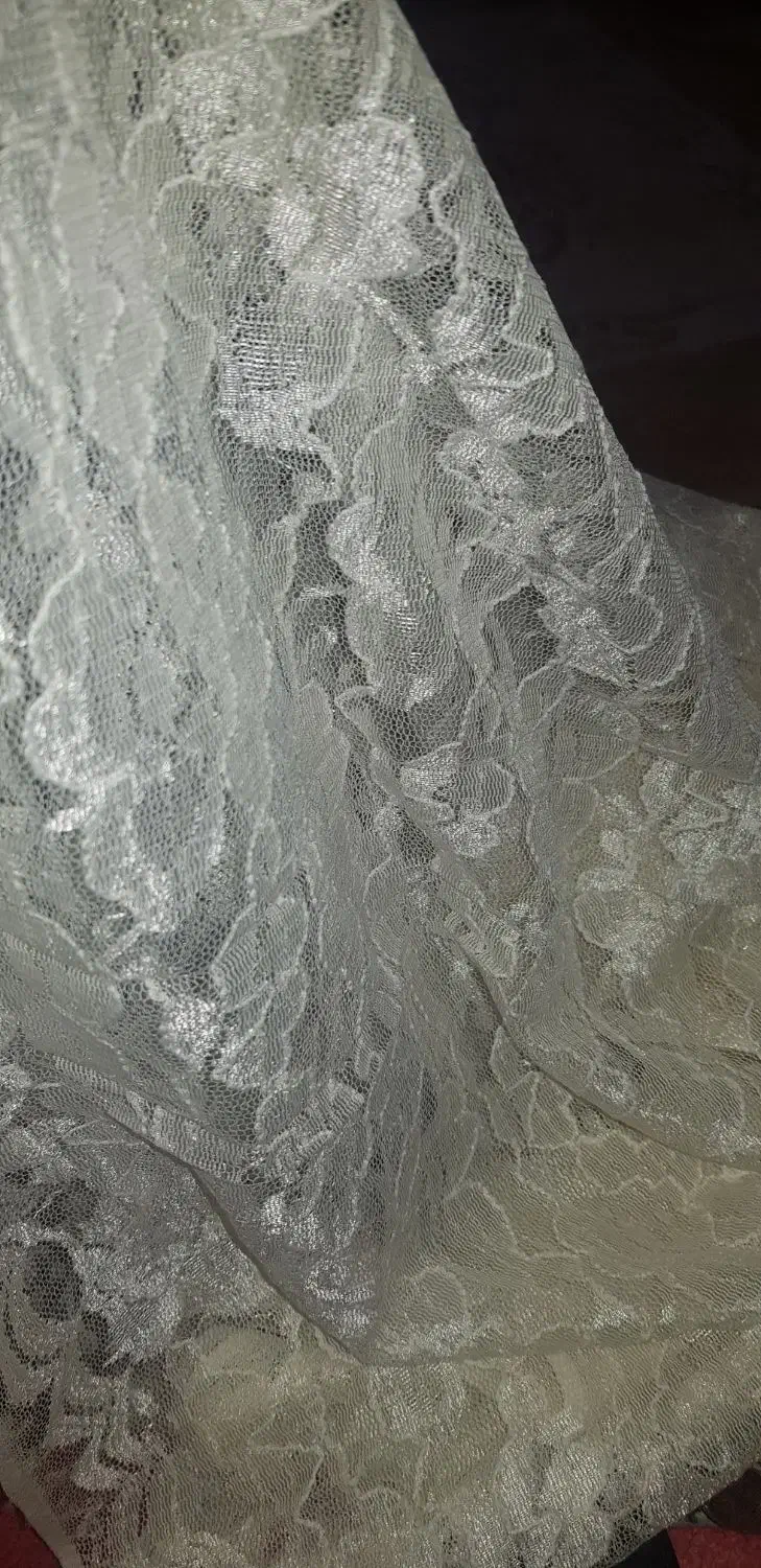 پارچه گیپور|لباس|قم, دروازه ری|دیوار