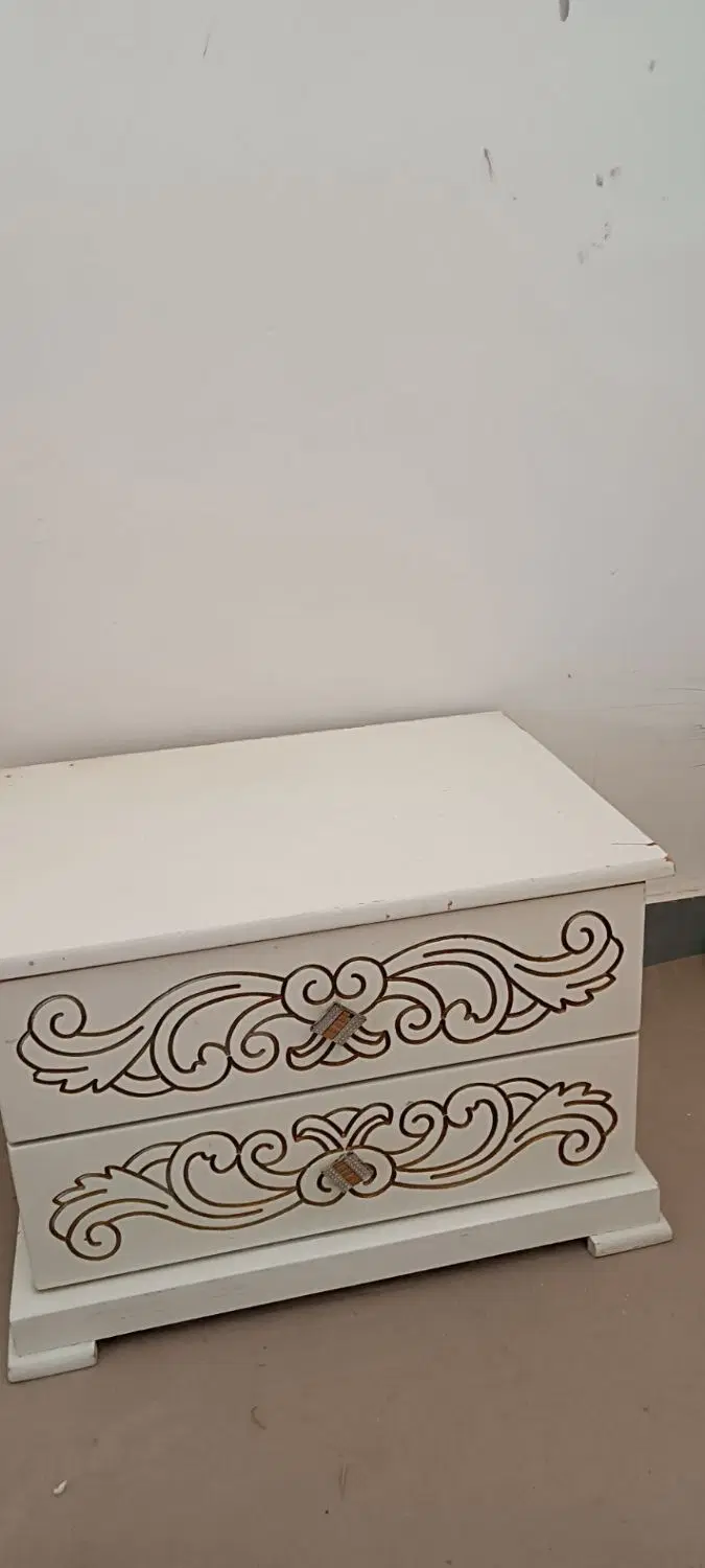 تخت|تخت و سرویس خواب|مسجد سلیمان, |دیوار