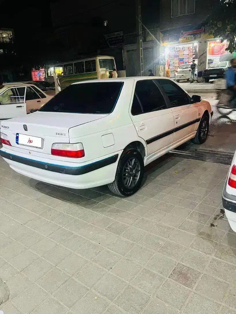 پژوپارس ۱۴۰۰سفید|خودرو سواری و وانت|مشهد, اروند|دیوار