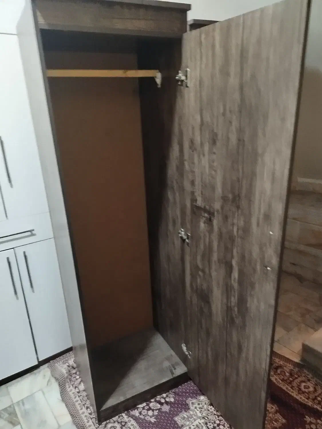 کمد لباس|جاکفشی، کمد، دراور|اصفهان, سودان|دیوار