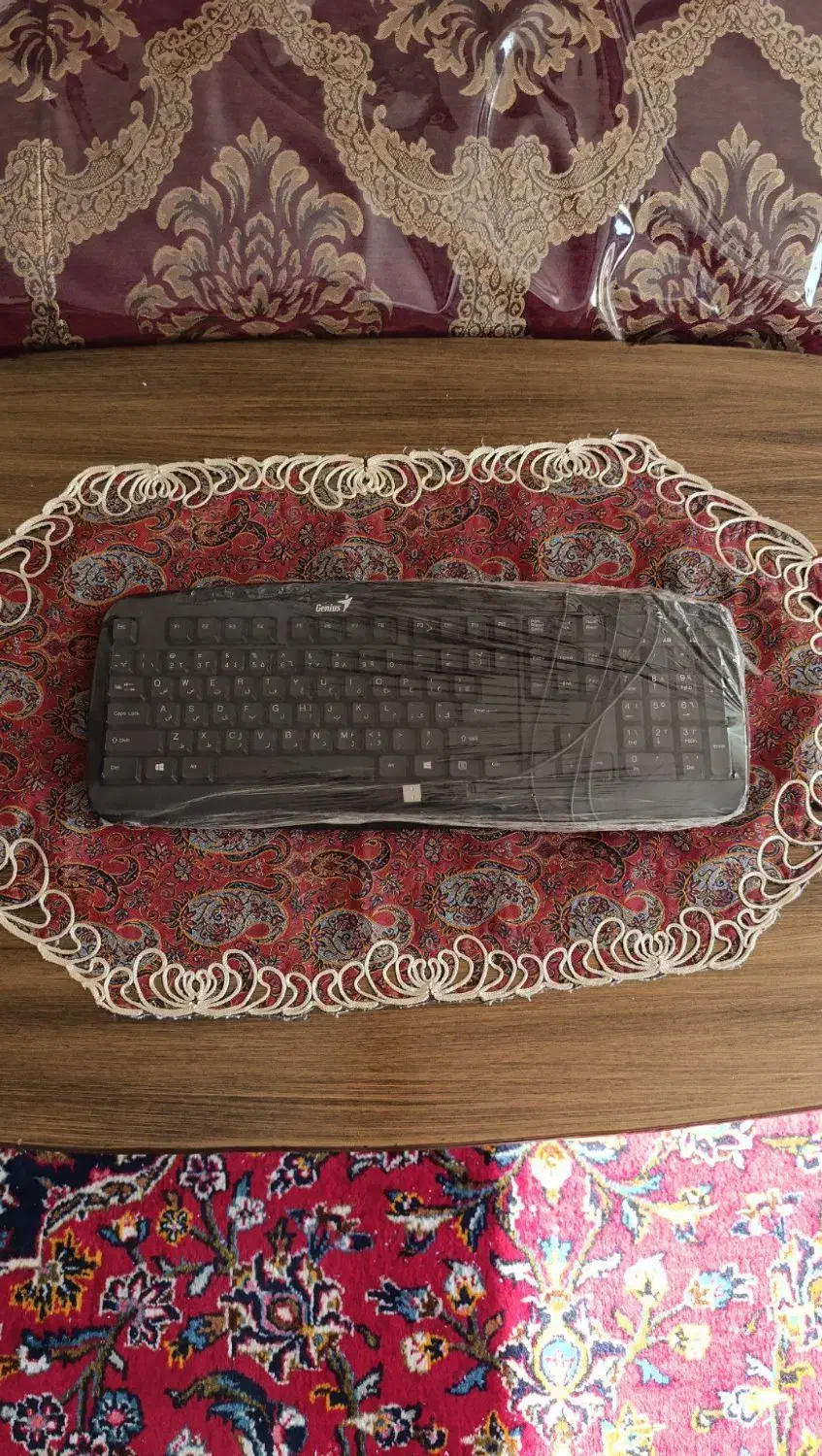 دو عدد کیبورد|قطعات و لوازم جانبی رایانه|شاهین‌شهر, خانه کارگر|دیوار