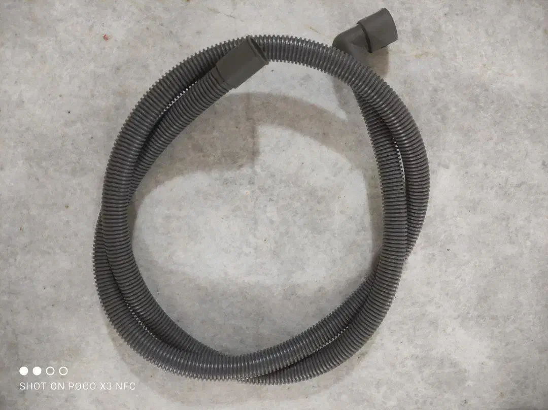 شلنگ لباسشویی (تخلیه)|ماشین لباسشویی و خشککن لباس|اصفهان, احمدآباد|دیوار