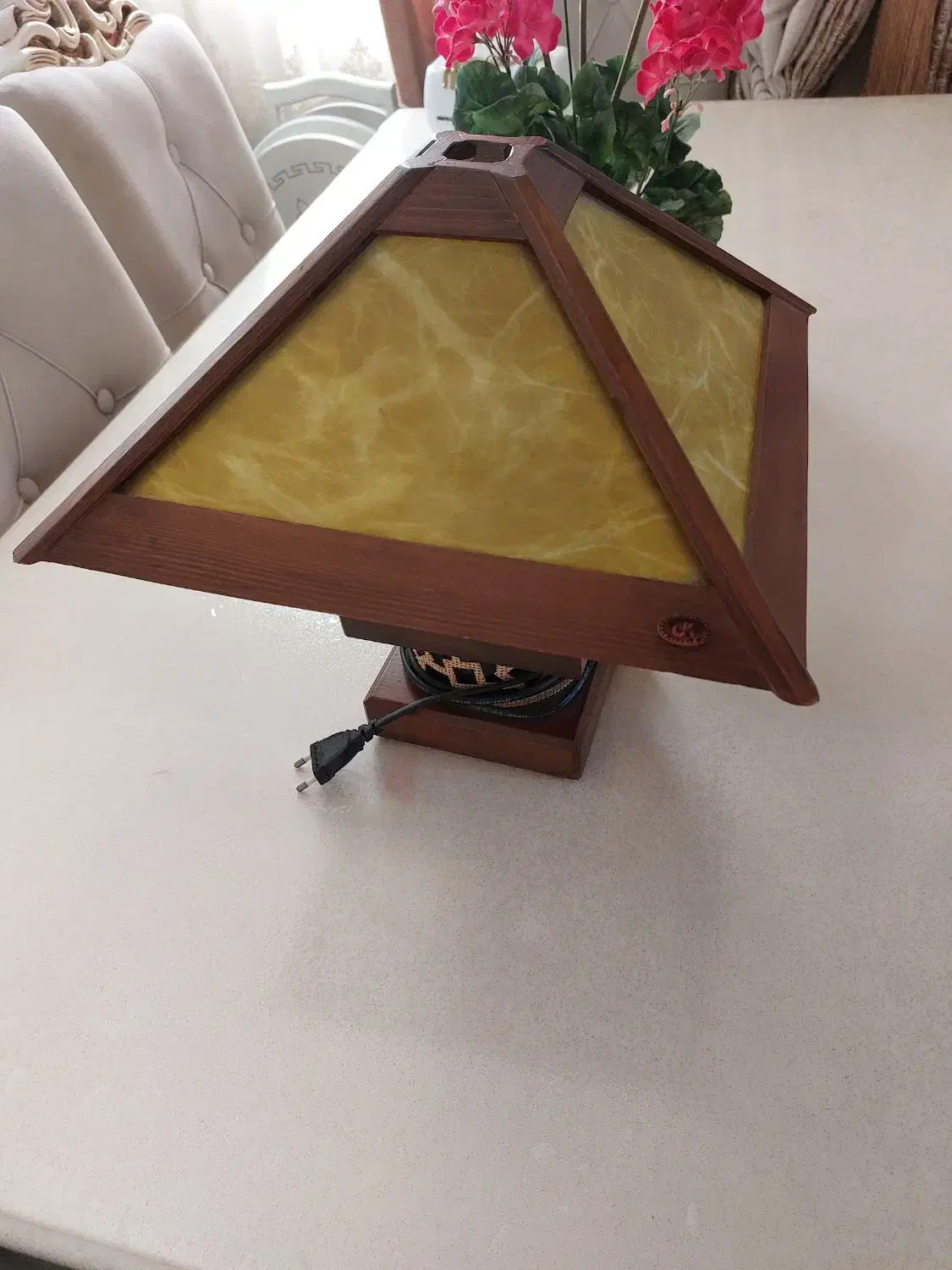 اباژور چوب|چراغ خواب و آباژور|رشت, گلباغ نماز|دیوار