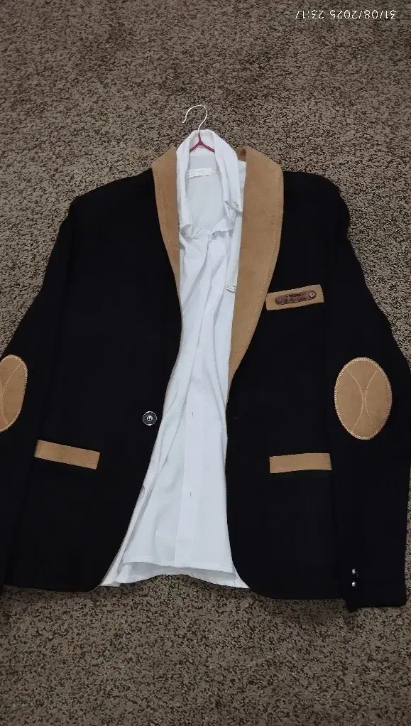 کت و شلوار|لباس|دوگنبدان, |دیوار