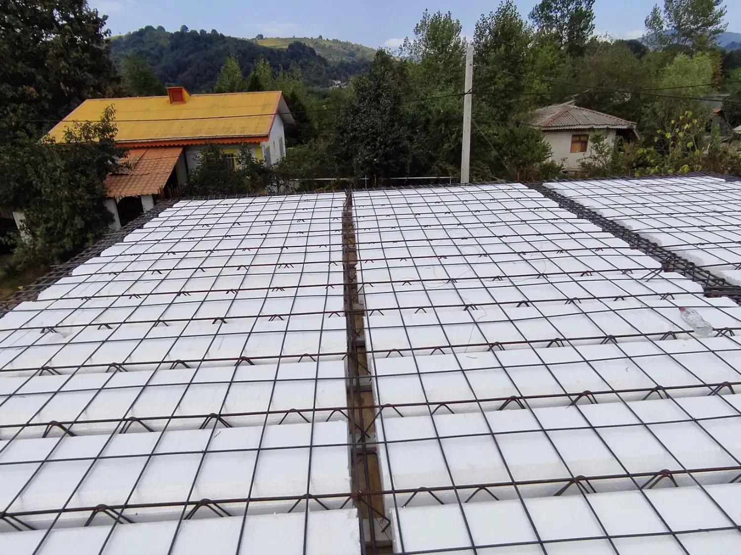 ارماتوربند ماهر و نیمه ماهر|استخدام معماری، عمران و ساختمانی|لاهیجان, شیشه گران|دیوار