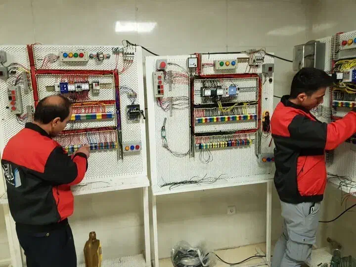 برق کاری و خدمات برق ساختمان|خدمات پیشه و مهارت|کیاشهر, |دیوار