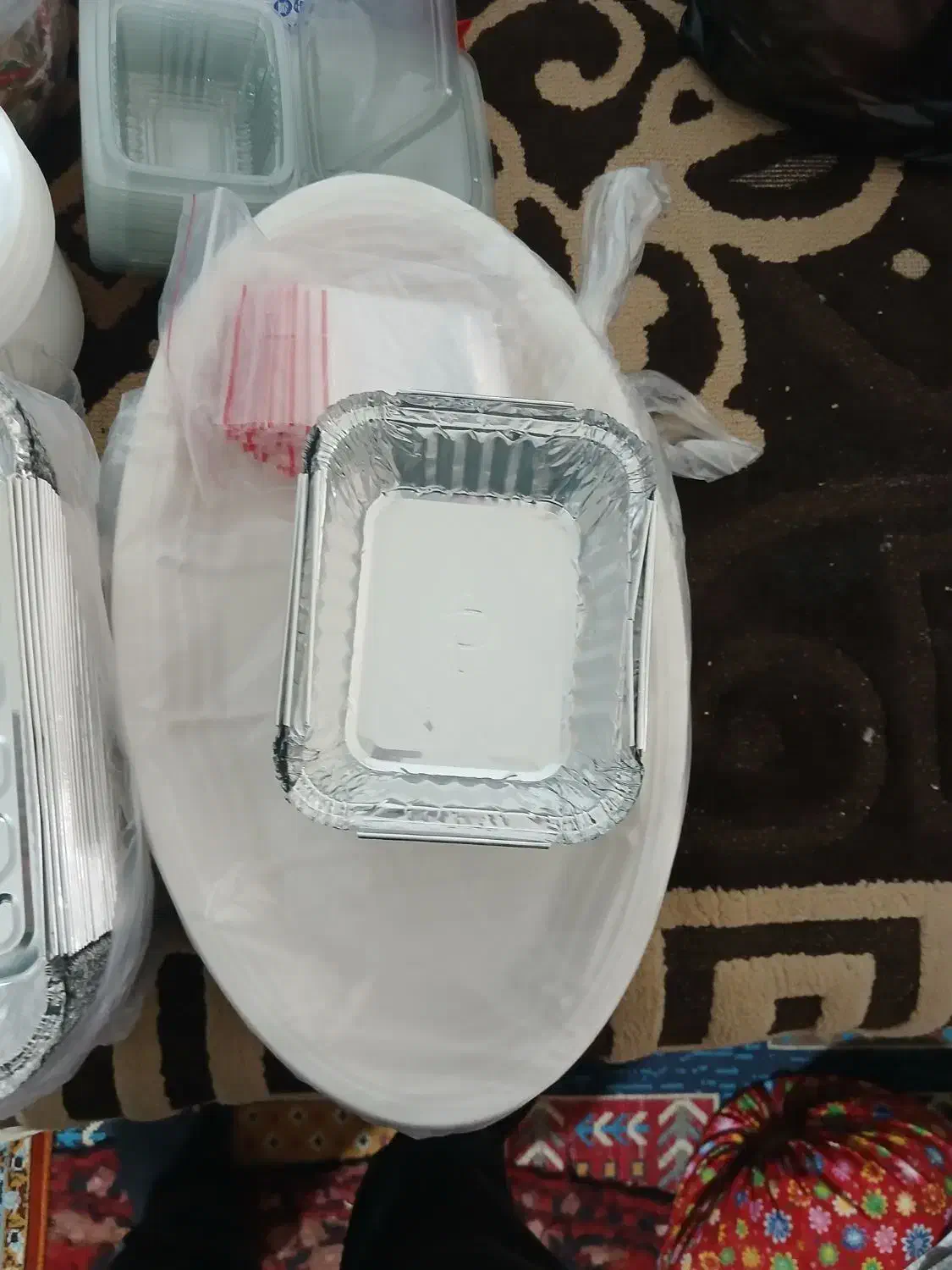 ظروف یکبار مصرف|ظروف نگهدارنده، پلاستیکی، یک‌بارمصرف|چهارباغ, |دیوار