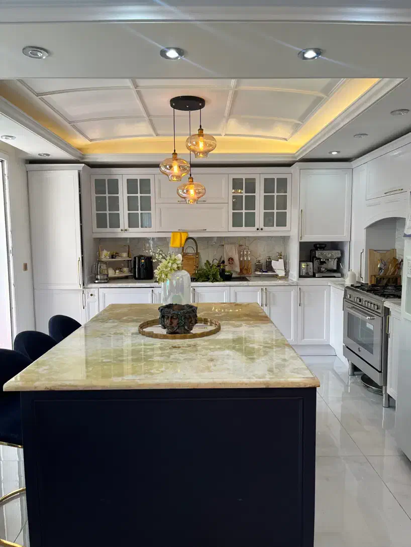 ۱۶۰ متر یارمحمدی/رهن و اجاره/استخر فعال/۲ پارکینگ