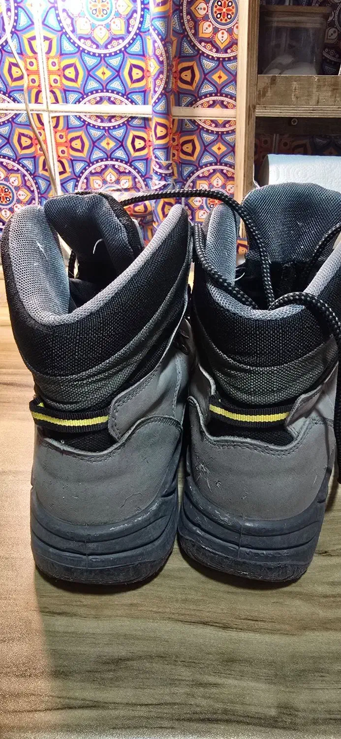 کفش کوهنوردی سایز بزرگ|کوهنوردی و کمپینگ|تهران, جوادیه|دیوار