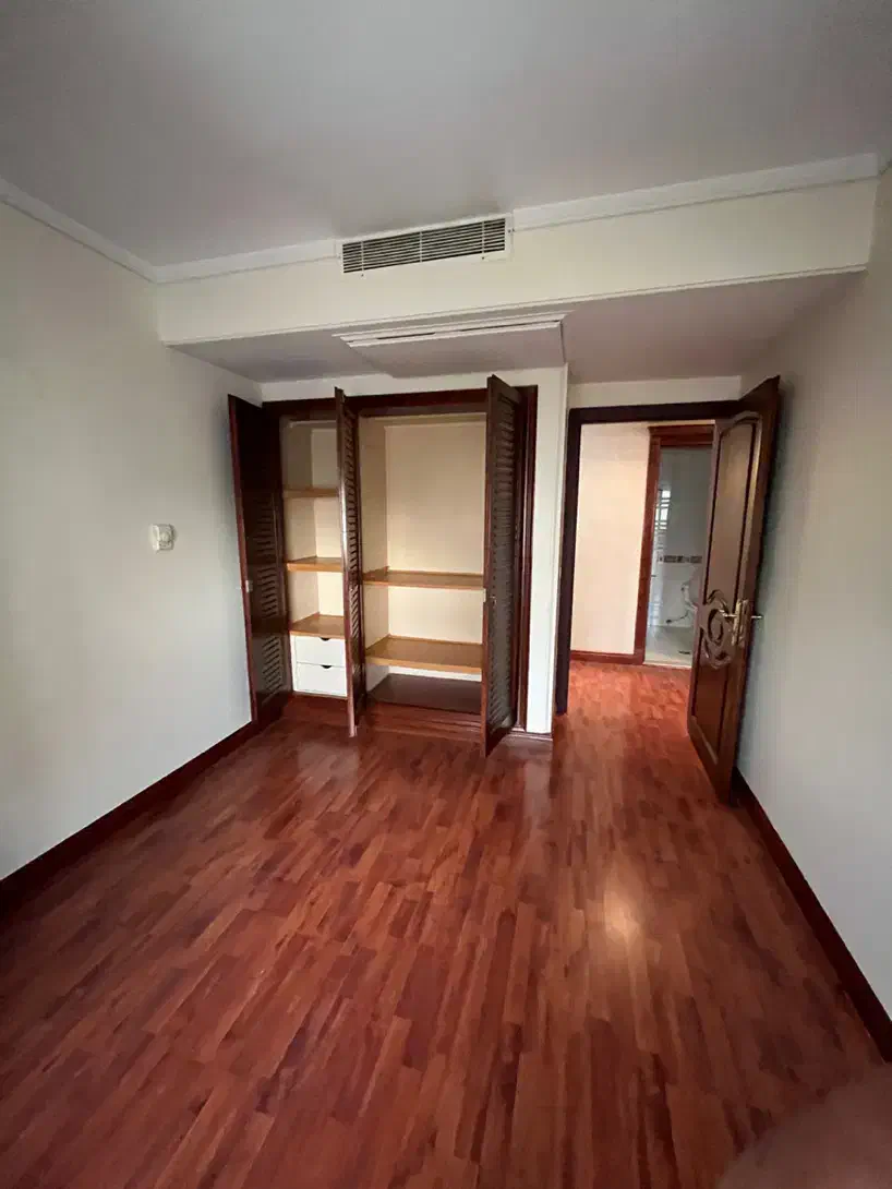 فرمانیه ۳۵۰ متر ۴خواب تاپ لوکیشن فول امکانات