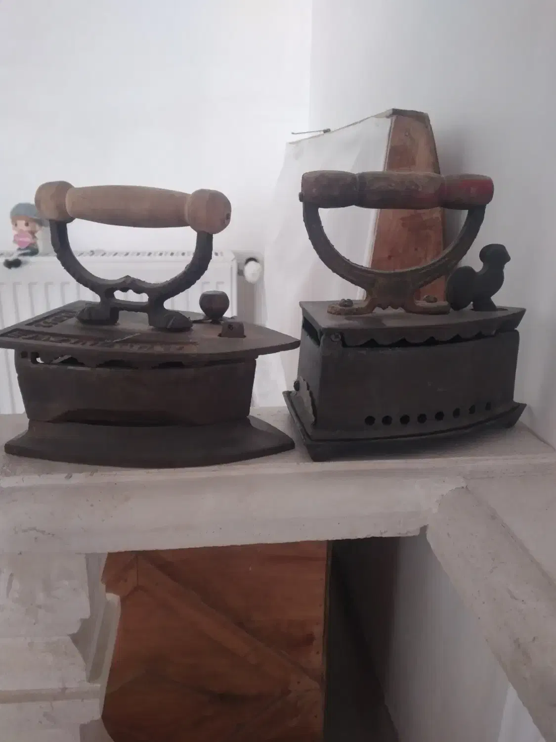 وسایل انتیک|کلکسیون اشیاء عتیقه|مهاجران, |دیوار