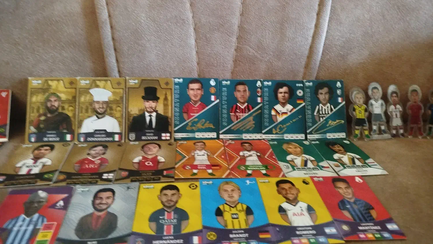 21 عدد کیم دی 6 عدد آدمک 12 بر چسب|کلکسیون و سرگرمی|چهاردولی, |دیوار