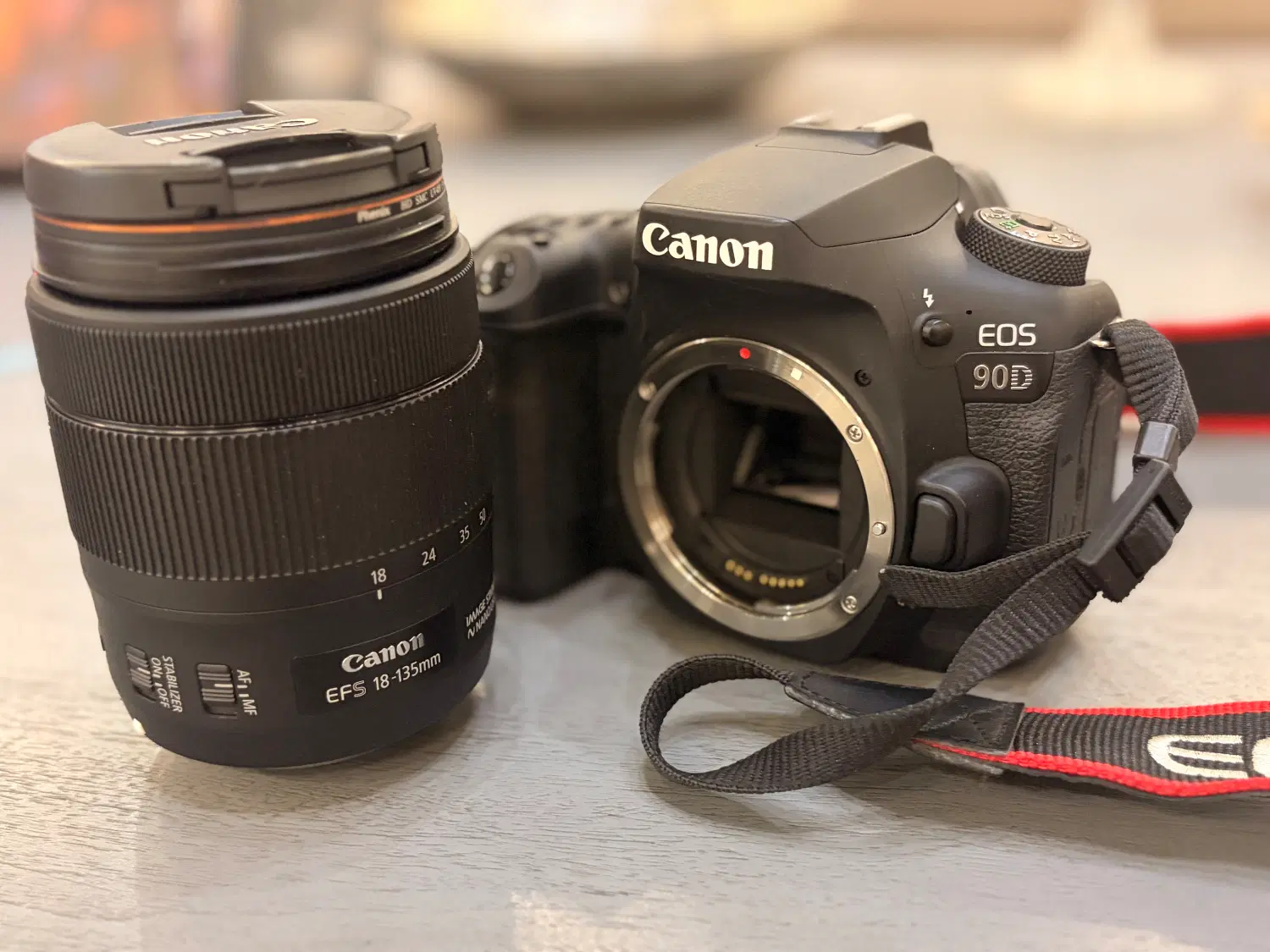 دوربین عکاسی canon 90D همراه با لوازم و سه پایه|دوربین عکاسی و فیلمبرداری|تهران, نصرت|دیوار