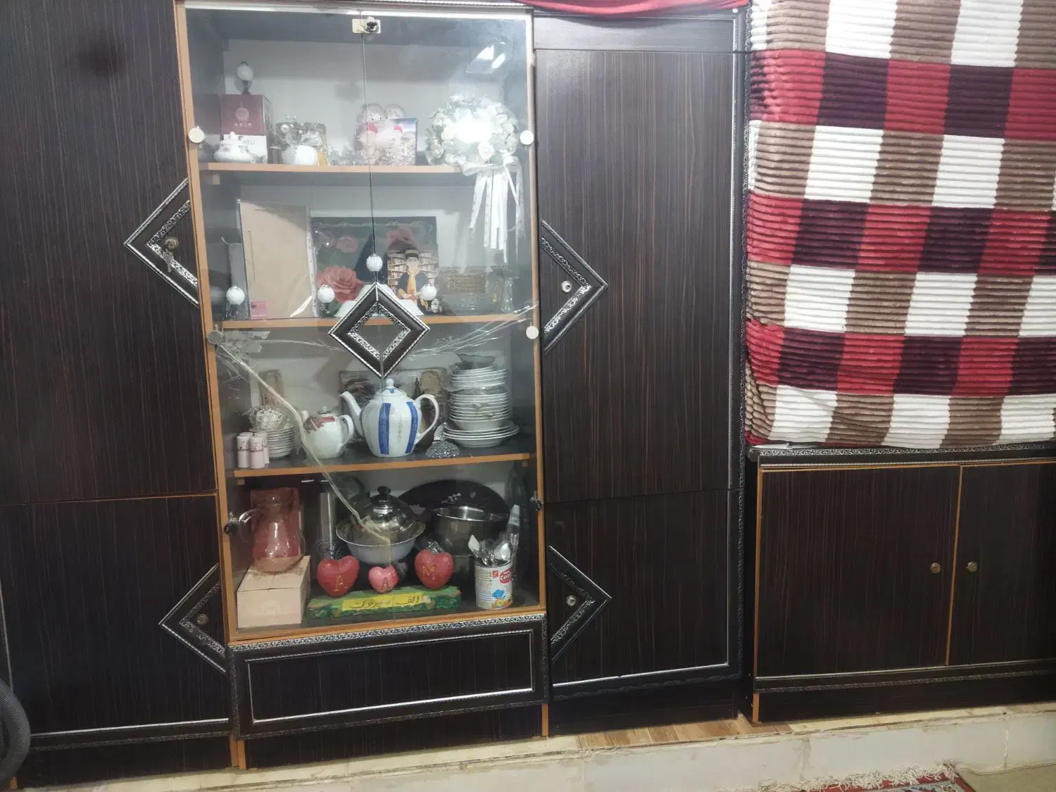 کمد سالم|جاکفشی، کمد، دراور|سوسنگرد, |دیوار