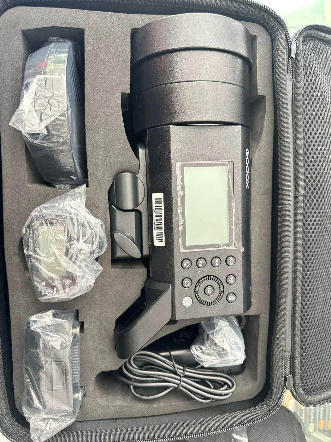 فلاش پرتابل گودکس Godox Witstro AD400 Pro|دوربین عکاسی و فیلمبرداری|شیراز, سینما سعدی|دیوار