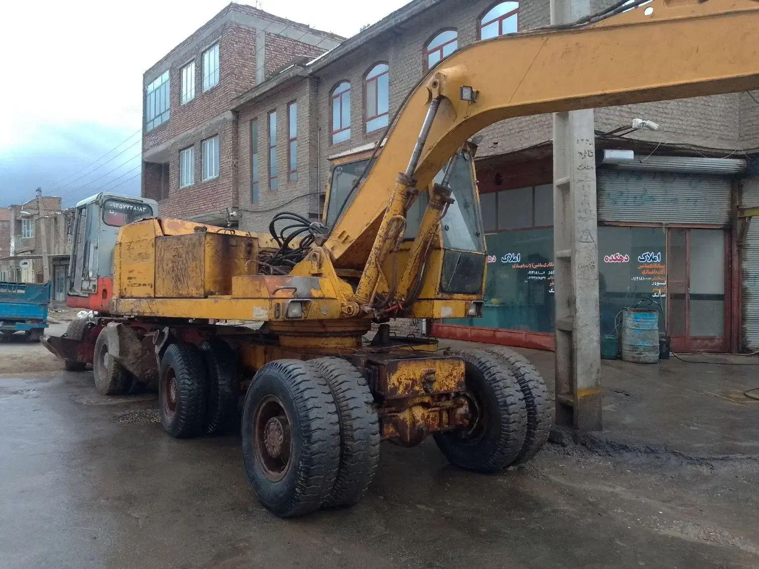 بیل|خودرو سنگین|میاندوآب, |دیوار