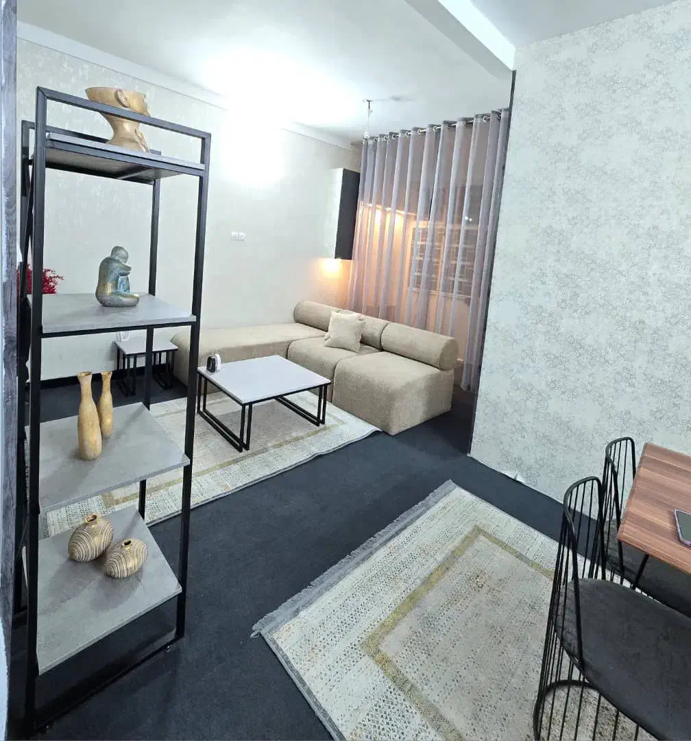 منزل مبله مرکز شهر|اجارهٔ کوتاهمدت آپارتمان و سوئیت|شیراز, باغ تخت|دیوار