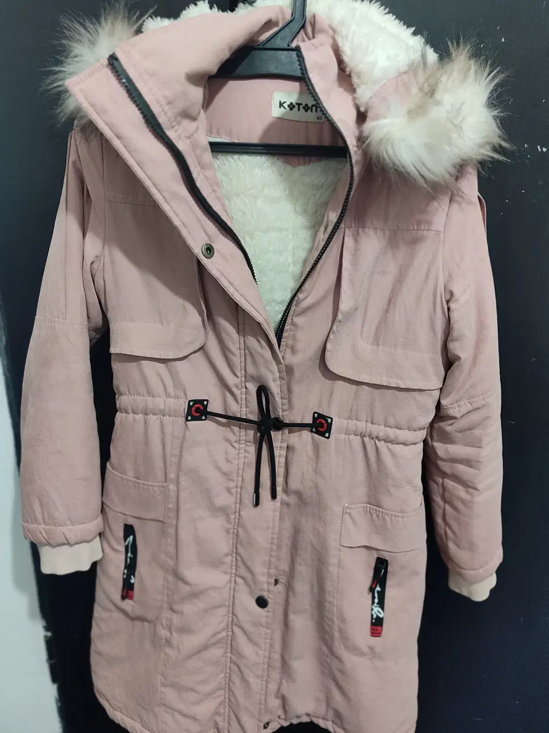 کاپشن|لباس|مرودشت, دولت آباد|دیوار