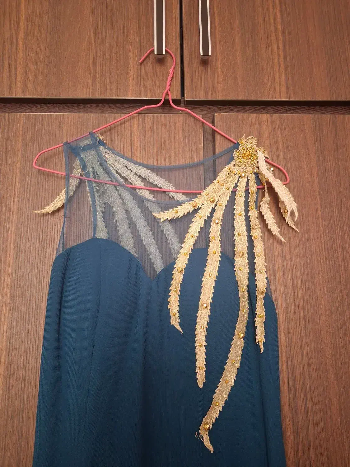 لباس|لباس|ایلام, |دیوار