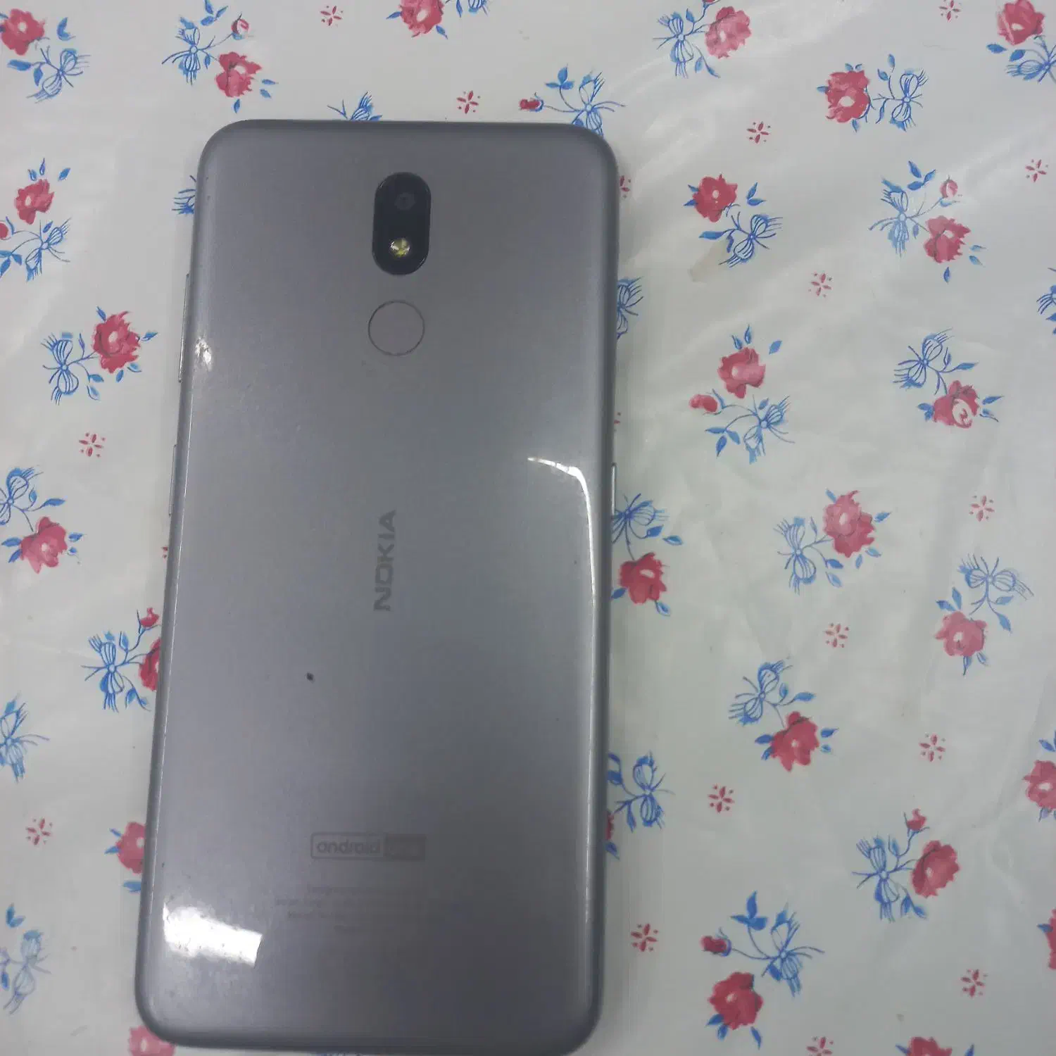 گوشی نوکیا کاملا سالم|موبایل|قروه, |دیوار