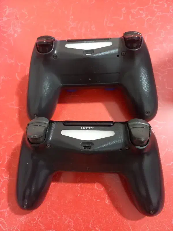 دسته ps4 اصلی|کنسول، بازی ویدئویی و آنلاین|قم, زنبیل آباد|دیوار