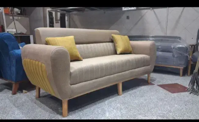 41نایاب مهرگان تولیدی مهرگان تولیدی ارزان قیمت  41|مبلمان خانگی و میز عسلی|صدرا-فارس, فاز ۱|دیوار