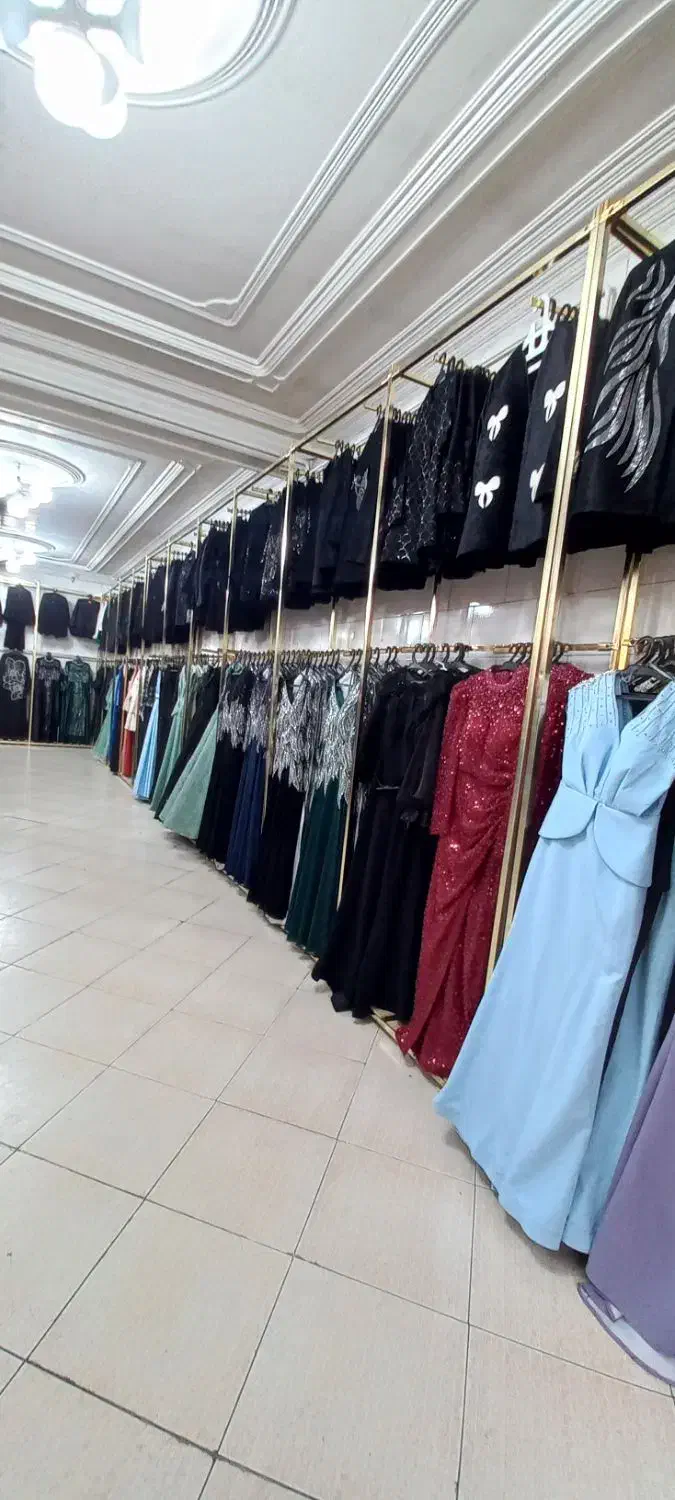 بیشترین تنوع با مزون هنرمند|لباس|تبریز, |دیوار