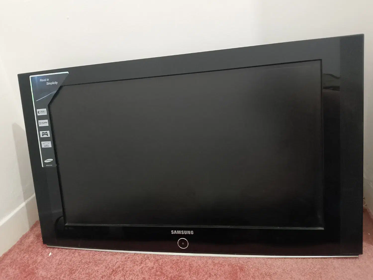 تلوزیون 33 اینچ سامسونگ|تلویزیون و پروژکتور|چهارباغ, |دیوار
