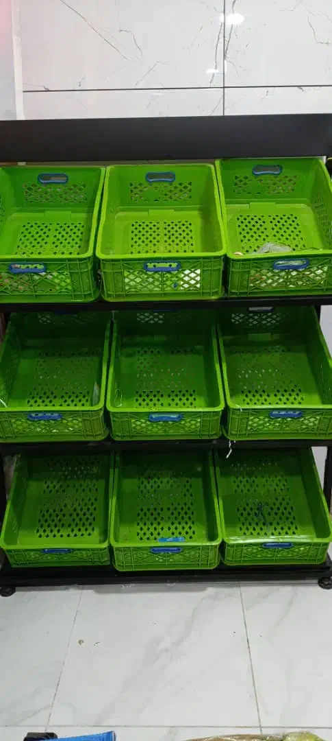 ۶عدد استند میوه هر کدام دارای ۹سبد به فروش می سد|فروشگاه و مغازه|بندرعباس, |دیوار