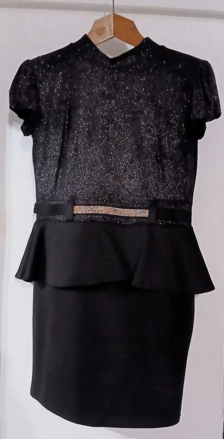 لباس مجلسی کوتاه|لباس|بندر انزلی, لیچارگی حسن رود|دیوار