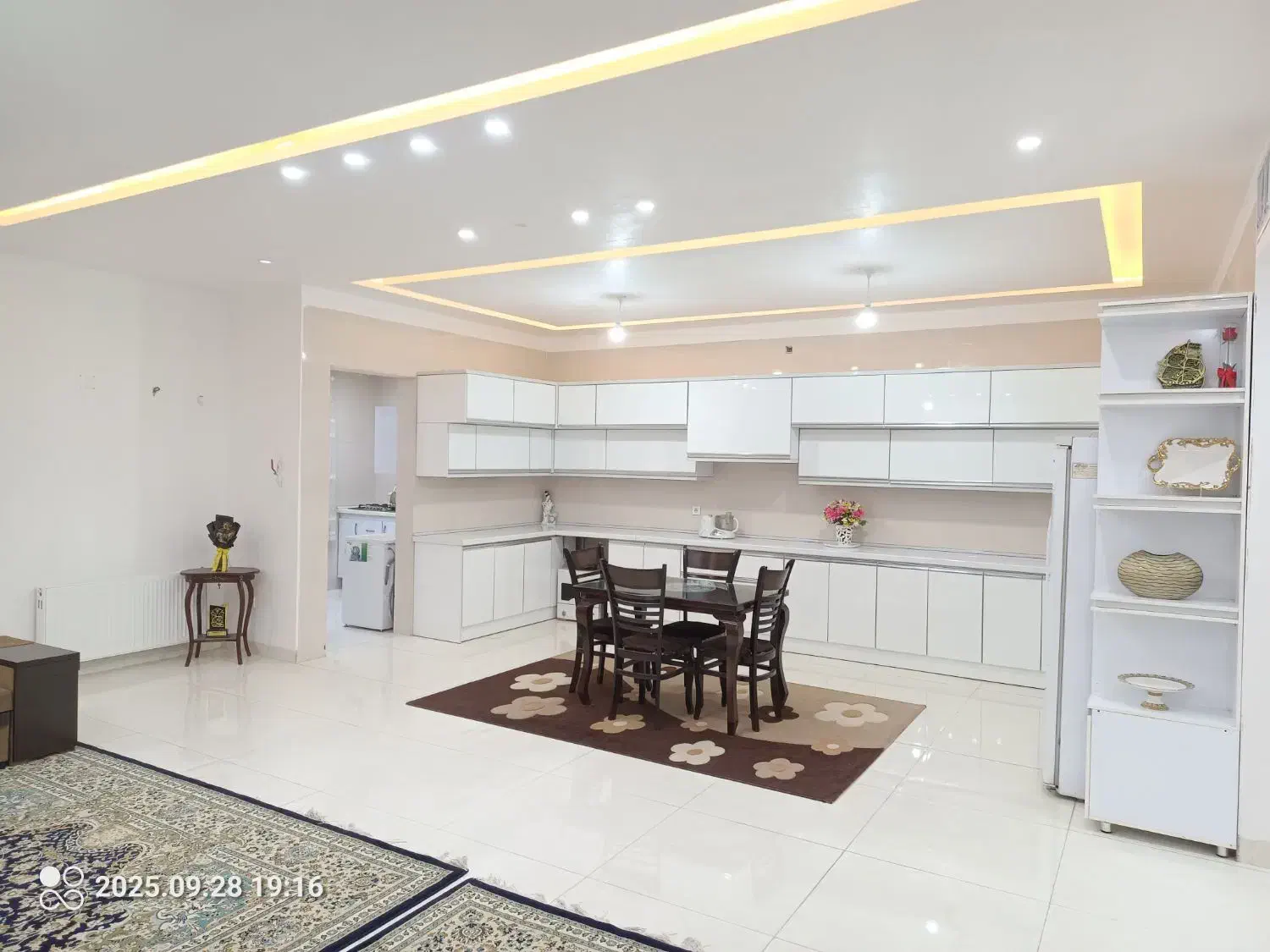 اجاره واحد 200 متری در فرهنگیان|اجارهٔ آپارتمان|ایلام, |دیوار